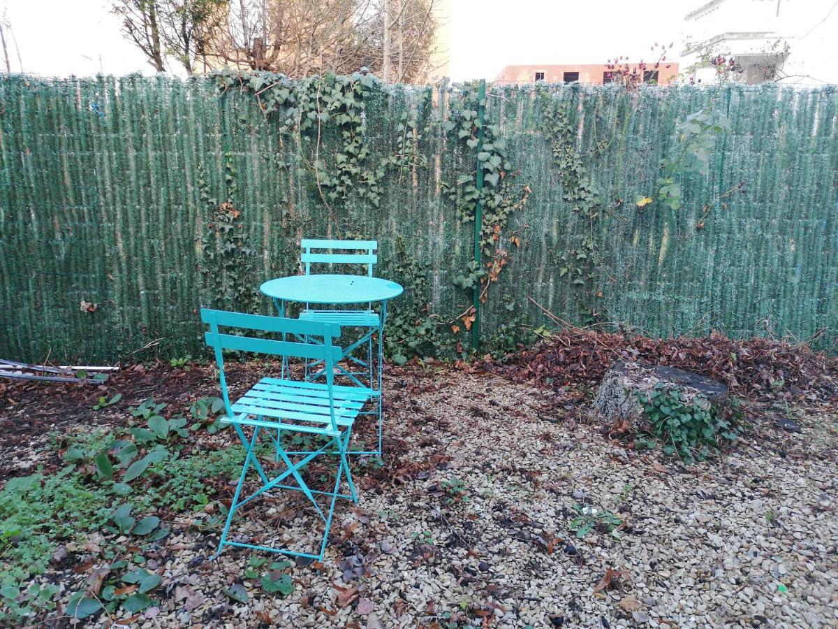 Studio de charme, 30' Paris, 5' Evry, 10' Orly Ris-Orangis Exterior foto